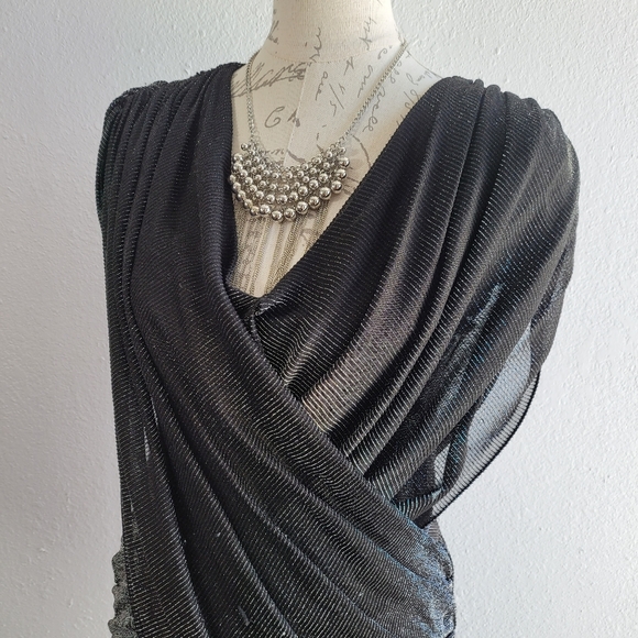 Retro Black and Silver Strand Foil Dress - Picture 2 of 7